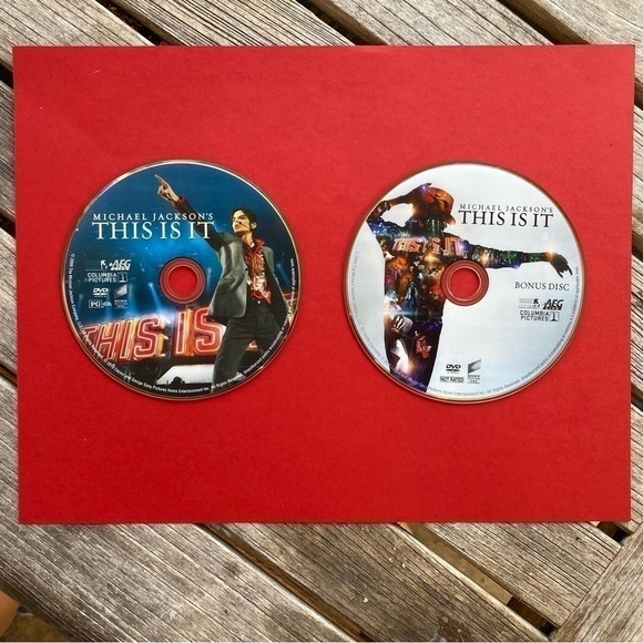 SET of TWENTY ONE Family Movie DVDs Disney Goonies Willy Wonka Michael Jackson - Picture 3 of 8